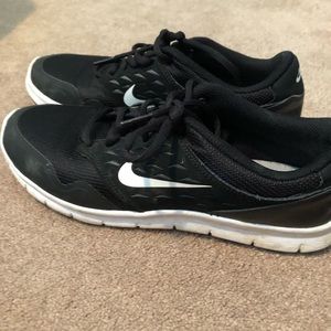 Running shoes